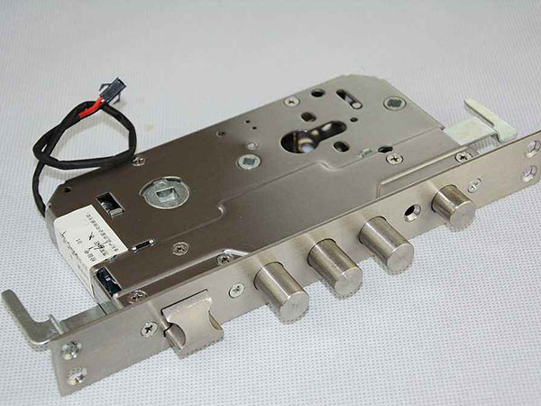 南宫24小时上门开锁公司